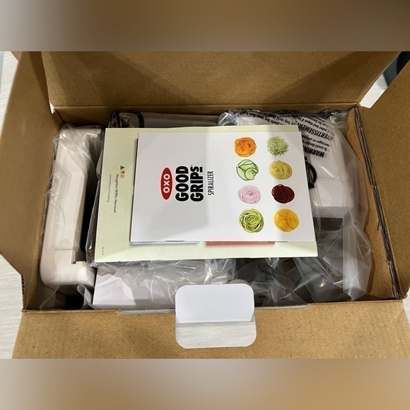 OXO Good Grips Spiralizer - Picture 8 of 8